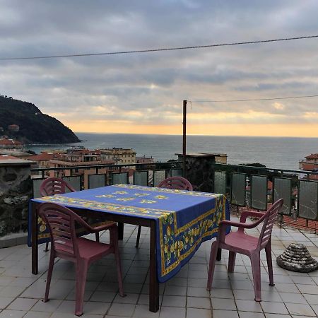 Appartamento Al Castelletto Леванто Экстерьер фото
